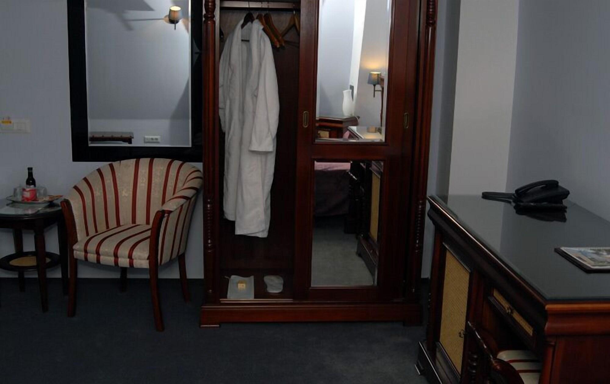Vigo Grand Hotel Ploieşti Eksteriør bilde
